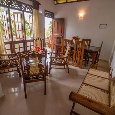 Mountain Gem Villa Hikkaduwa Exterior photo
